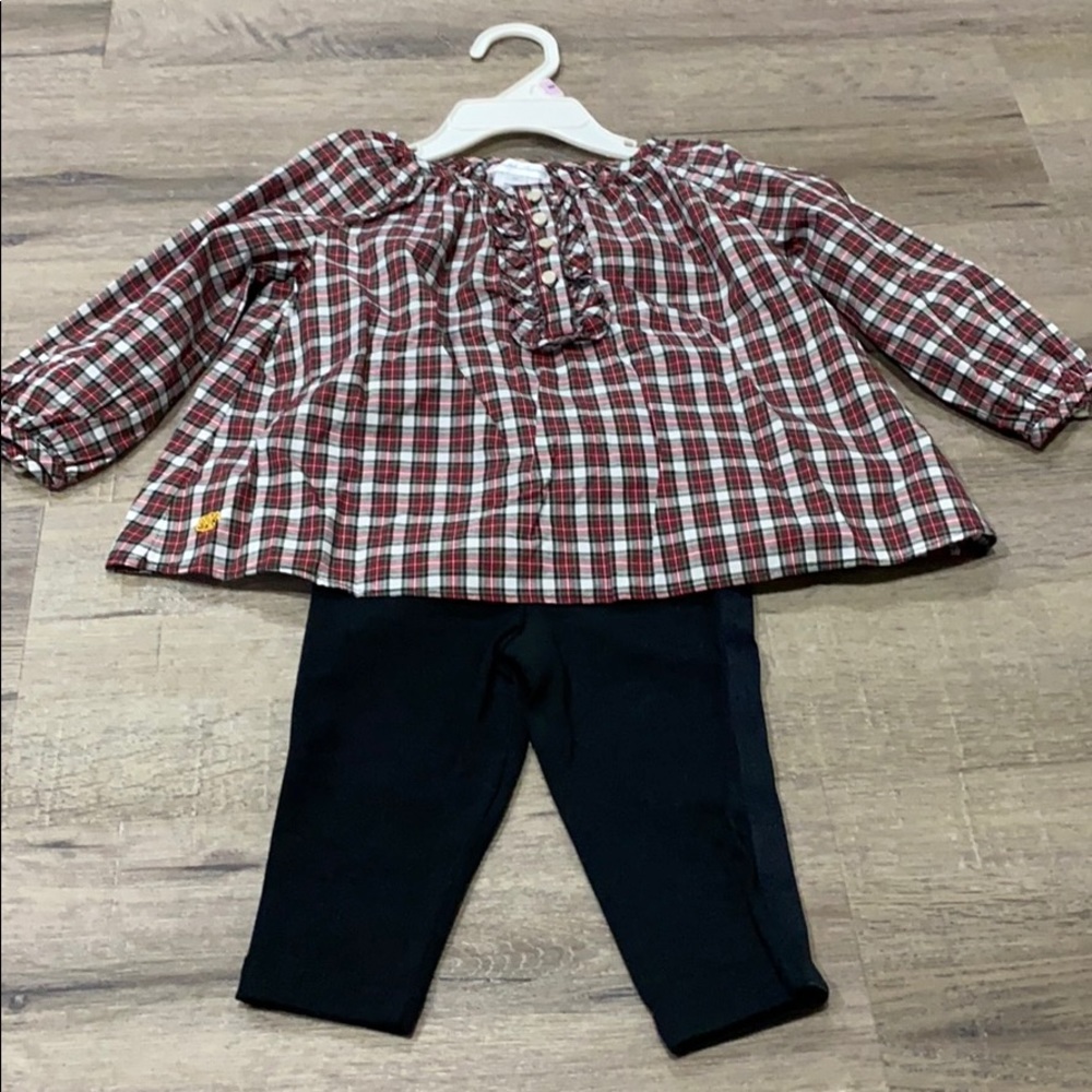 Ralph Lauren 2 piece outfit.